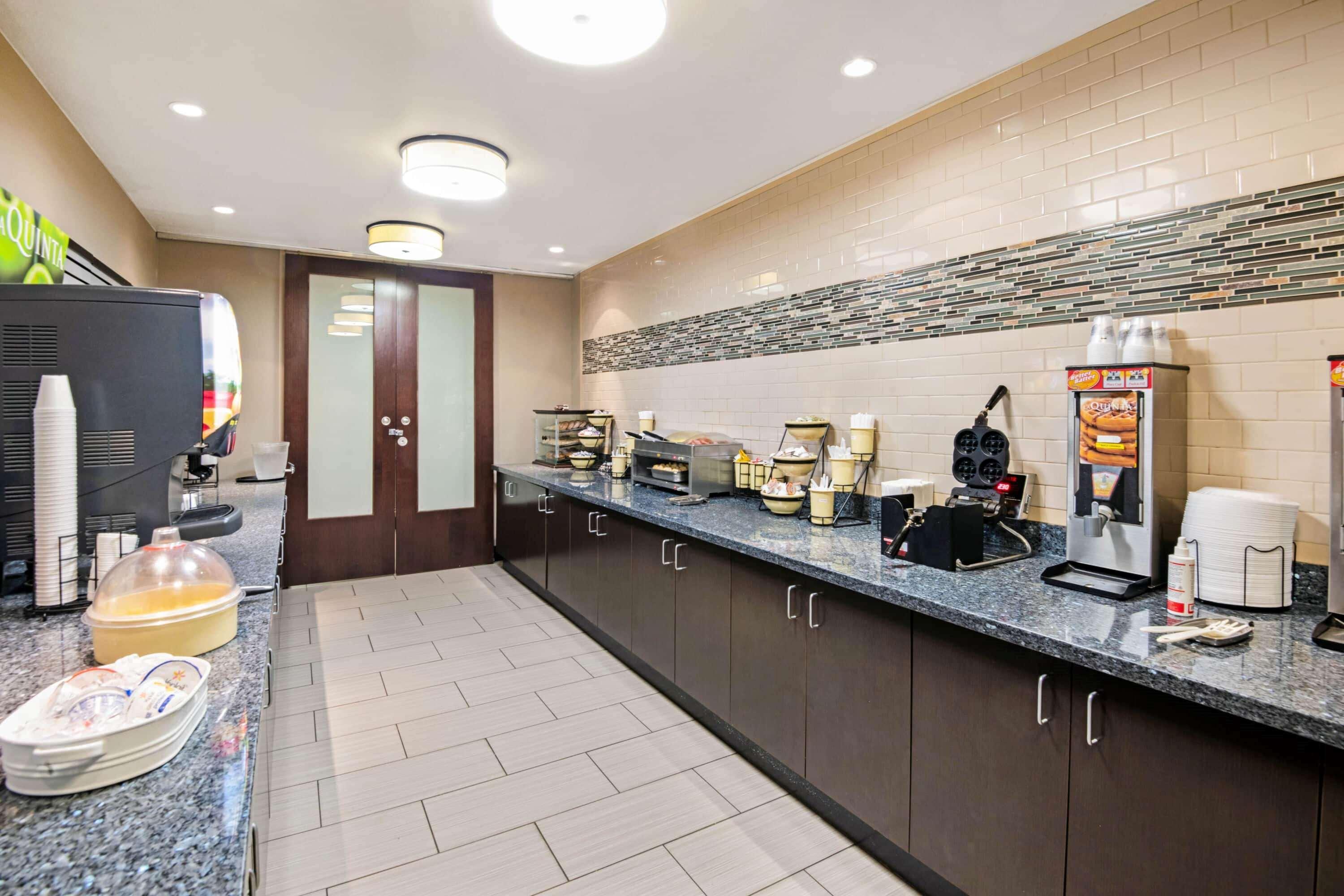 La Quinta Inn & Suites By Wyndham Durant Eksteriør billede
