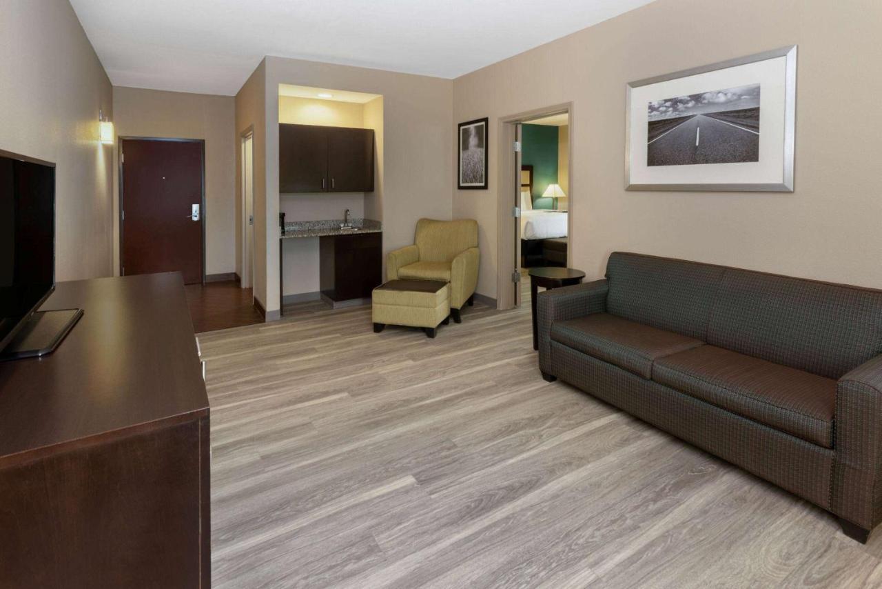La Quinta Inn & Suites By Wyndham Durant Eksteriør billede