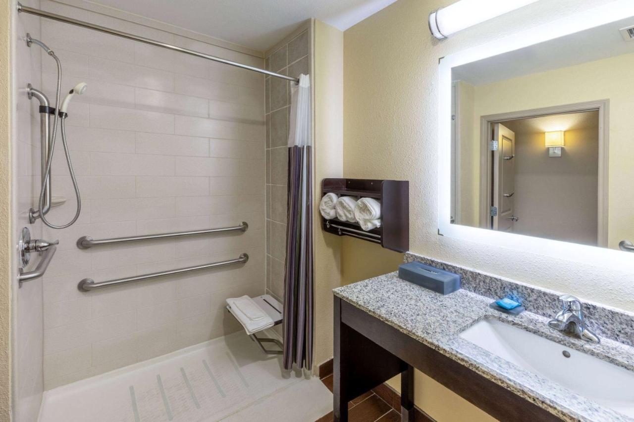 La Quinta Inn & Suites By Wyndham Durant Eksteriør billede
