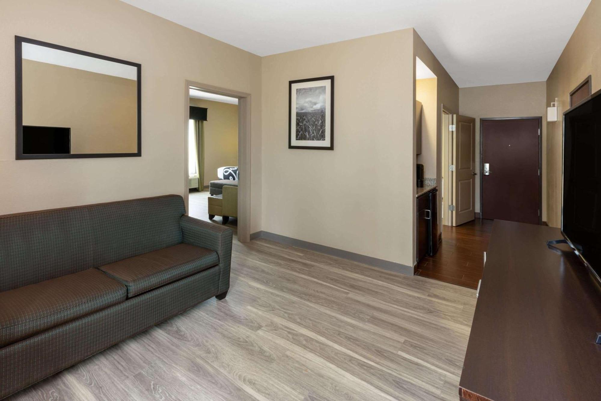 La Quinta Inn & Suites By Wyndham Durant Eksteriør billede