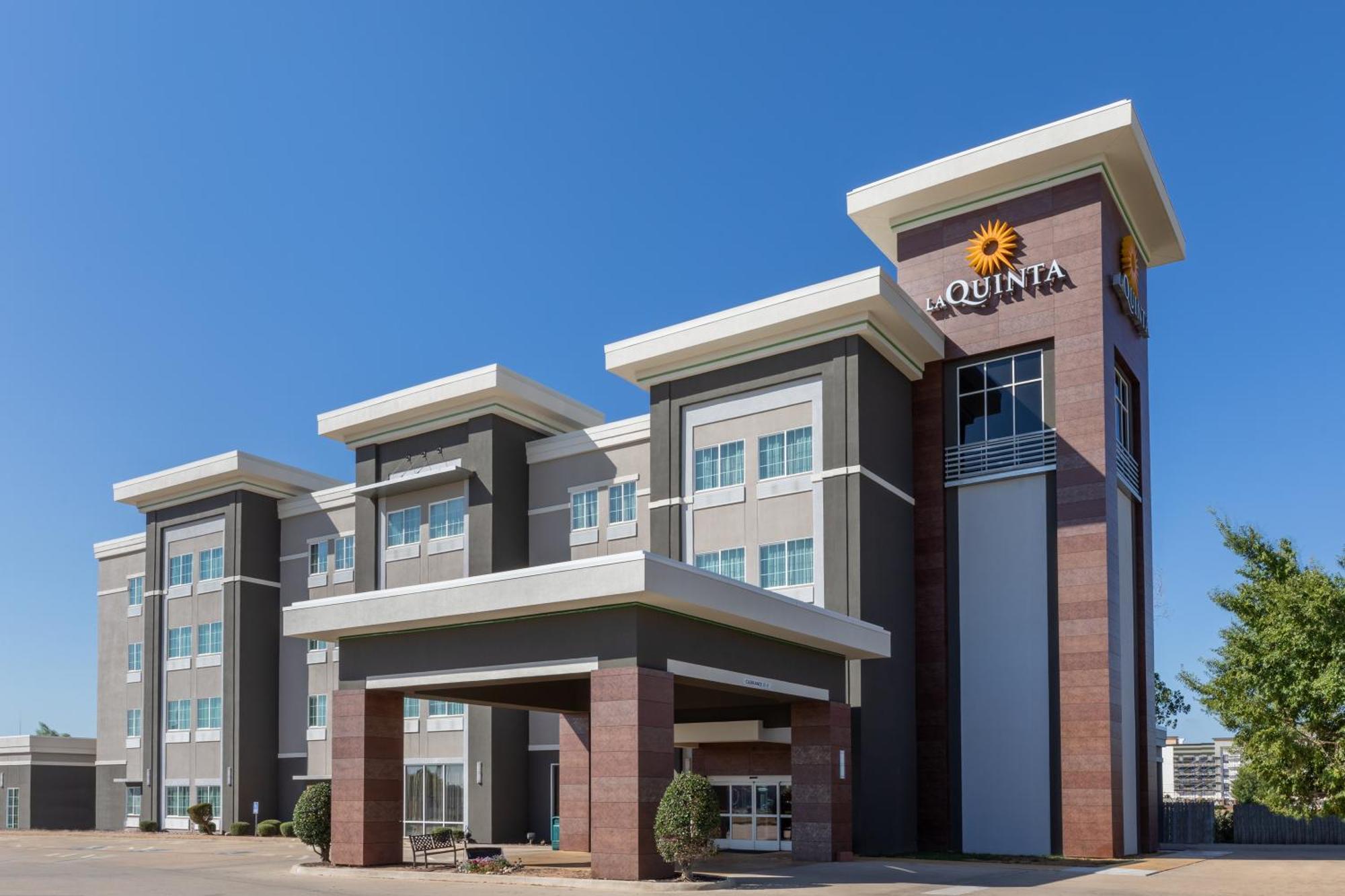 La Quinta Inn & Suites By Wyndham Durant Eksteriør billede
